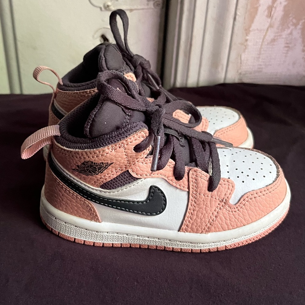 Jordan retro 1